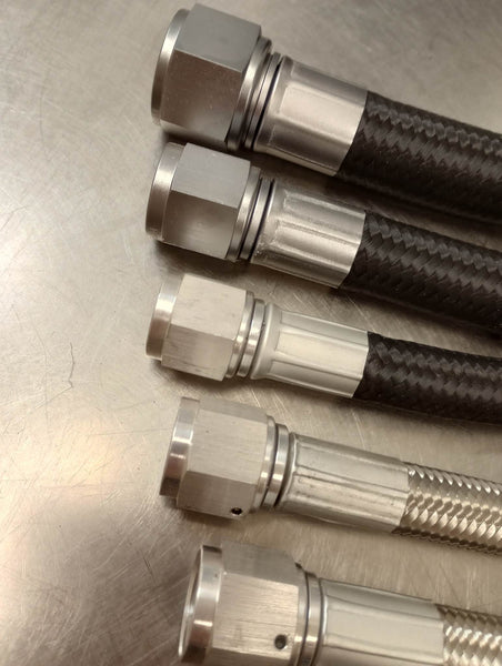 124 SERIES MEGAFLOW SWIVEL CRIMP HOSE END WITH COLLAR - 90°