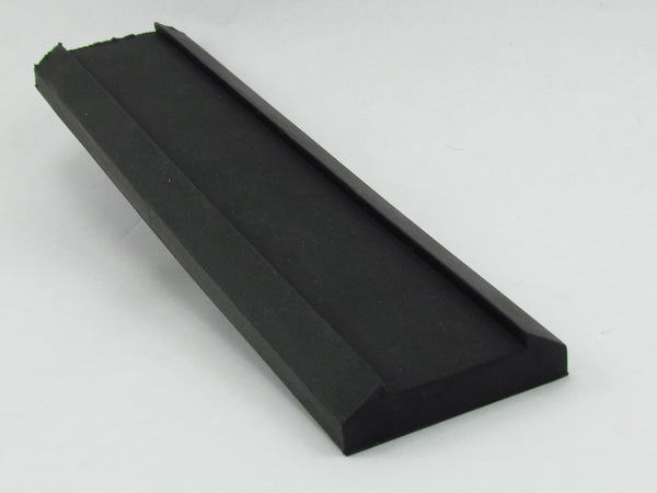 7700 SERIES RUBBER SLEEVE FOR FUEL PUMP BRACKET